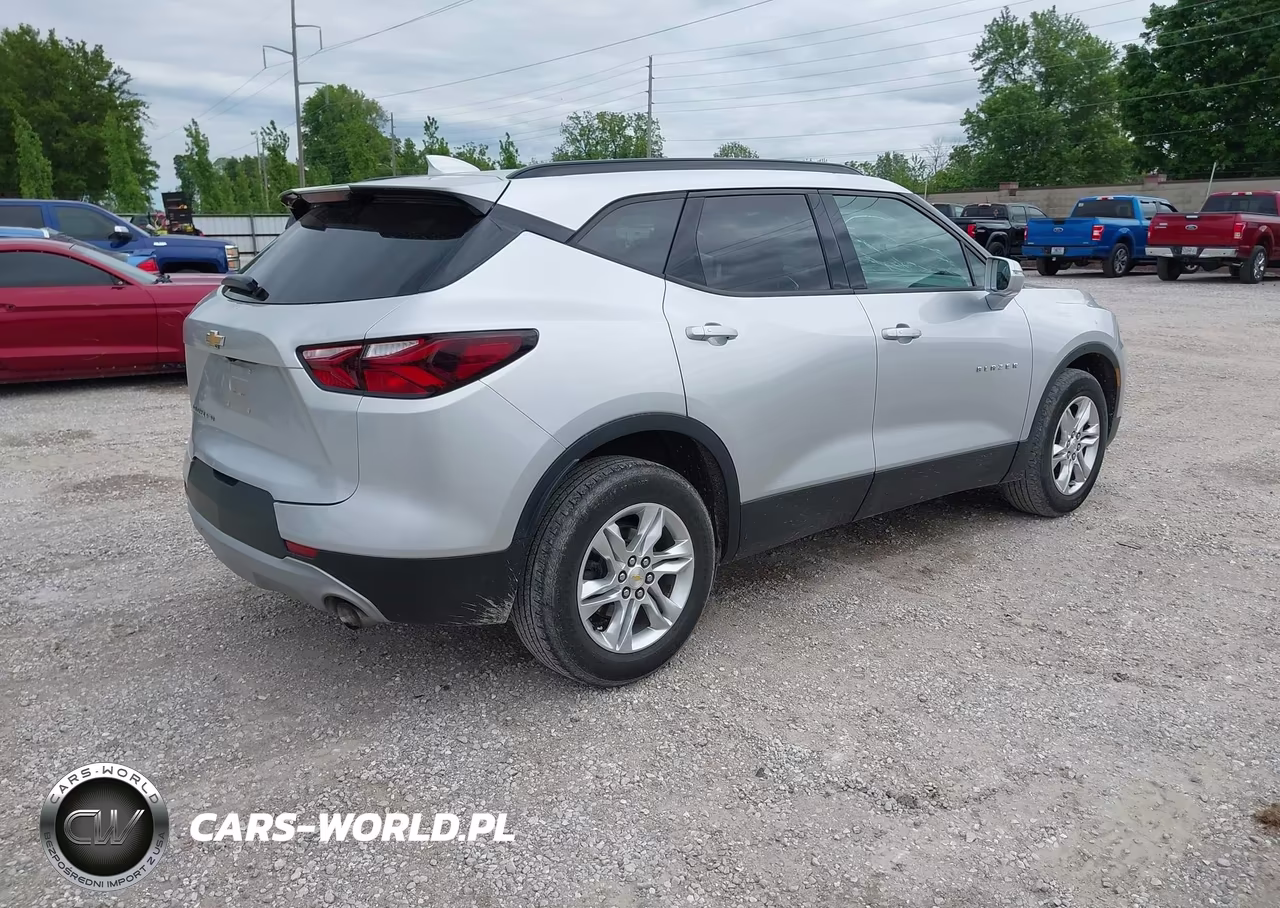 2019 Chevrolet Blazer VIN:3GNKBGRS2KS582590 - 4