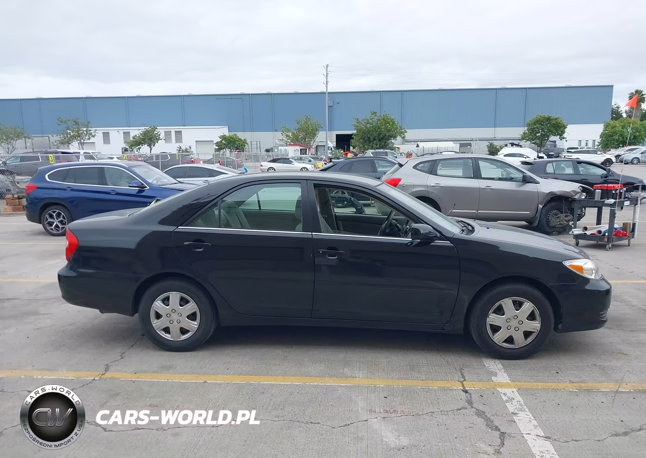 2004 Toyota Camry Le VIN:4T1BE32K94U262619 - 13