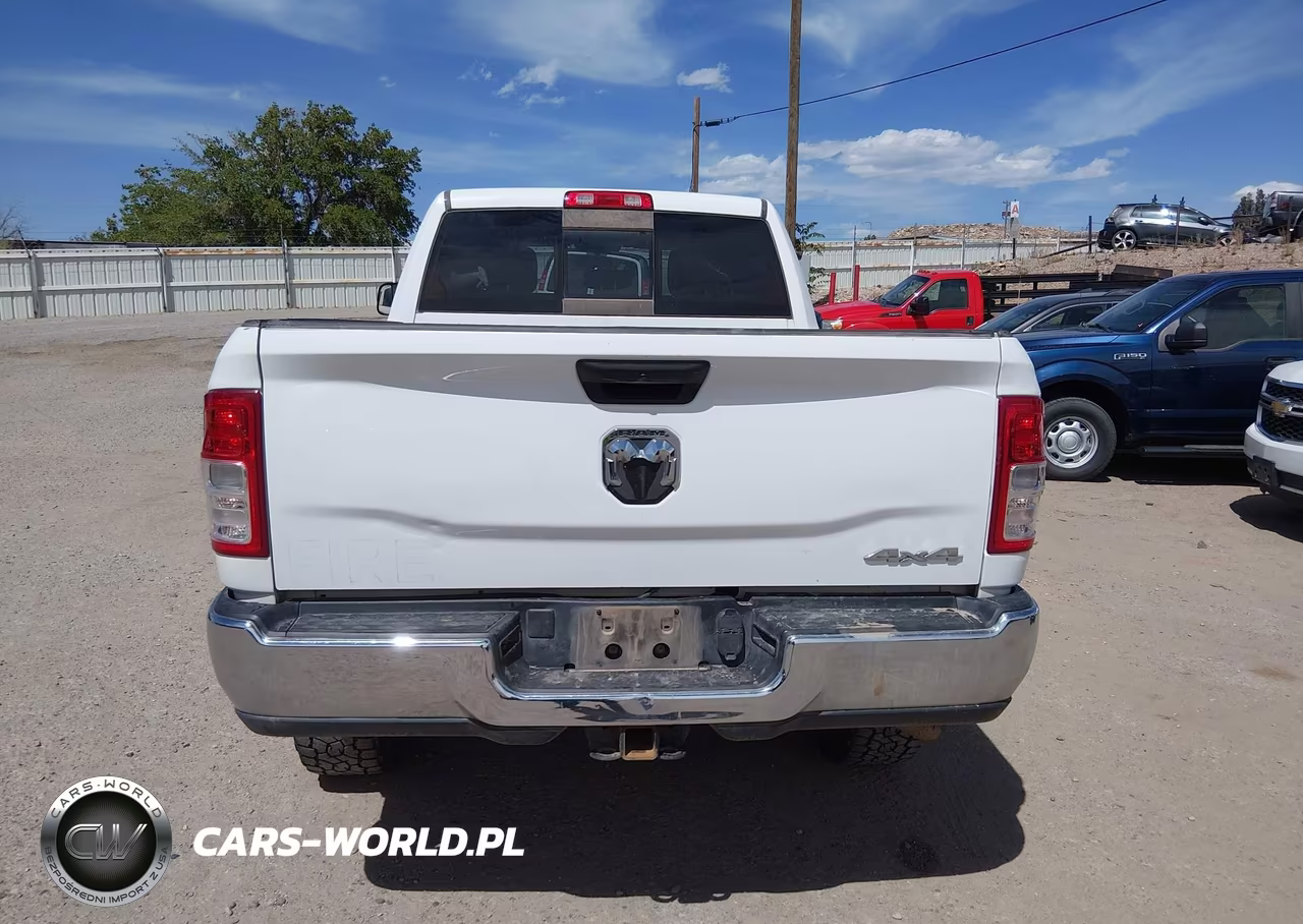 2021 Ram 2500 Tradesman 4X4 6'4 Box VIN:3C6TR5CJ8MG652166 - 17