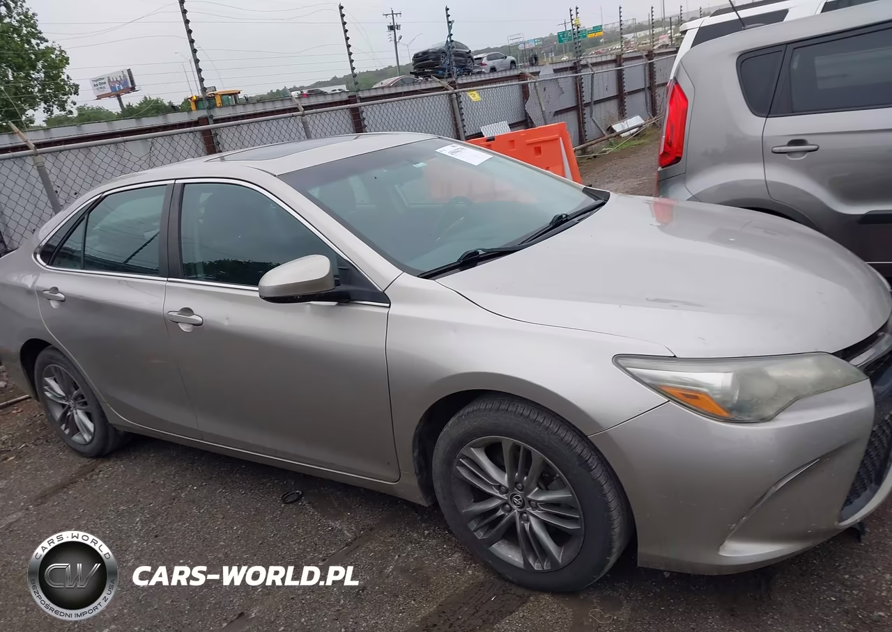 2016 Toyota Camry Se VIN:4T1BF1FK5GU545647 - 13