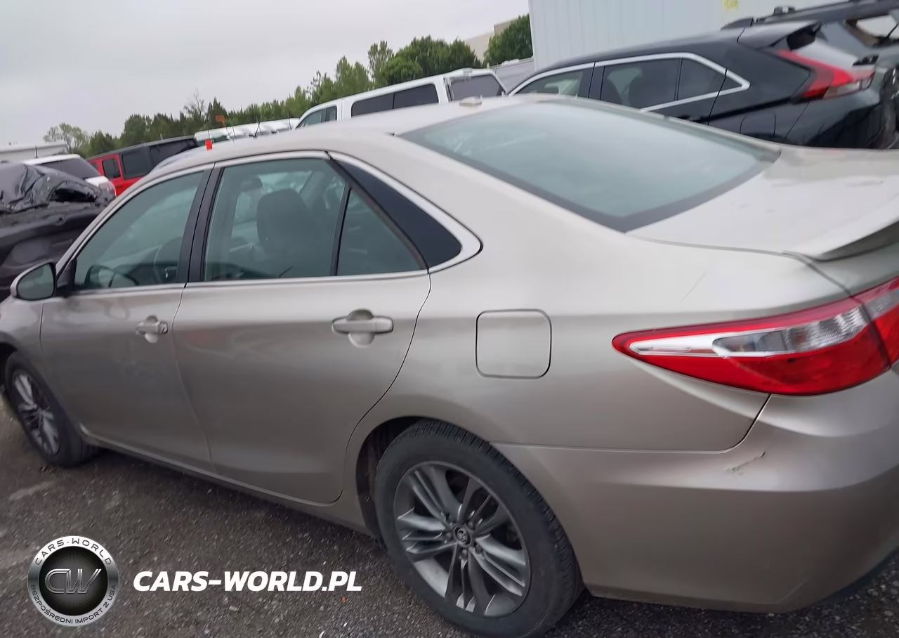2016 Toyota Camry Se VIN:4T1BF1FK5GU545647 - 14