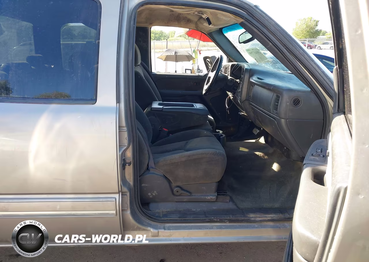 2003 Chevrolet Silverado 2500Hd Ls VIN:1GCHK23183F109918 - 5