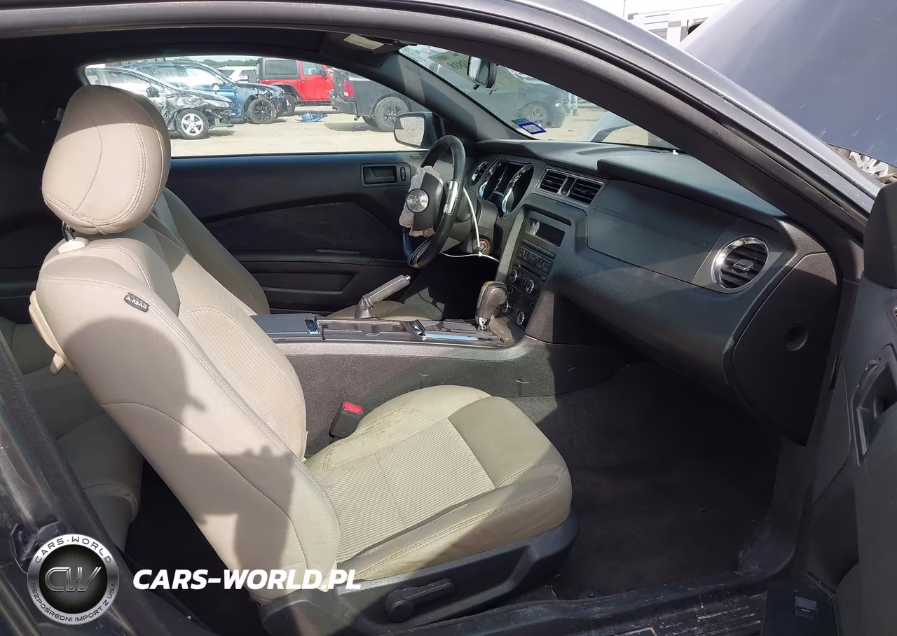 2013 Ford Mustang V6 VIN:1ZVBP8AM7D5226708 - 5