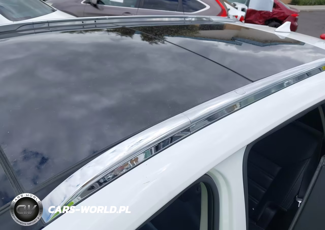 2019 Kia Sorento 3.3L Sx VIN:5XYPKDA53KG467100 - 18