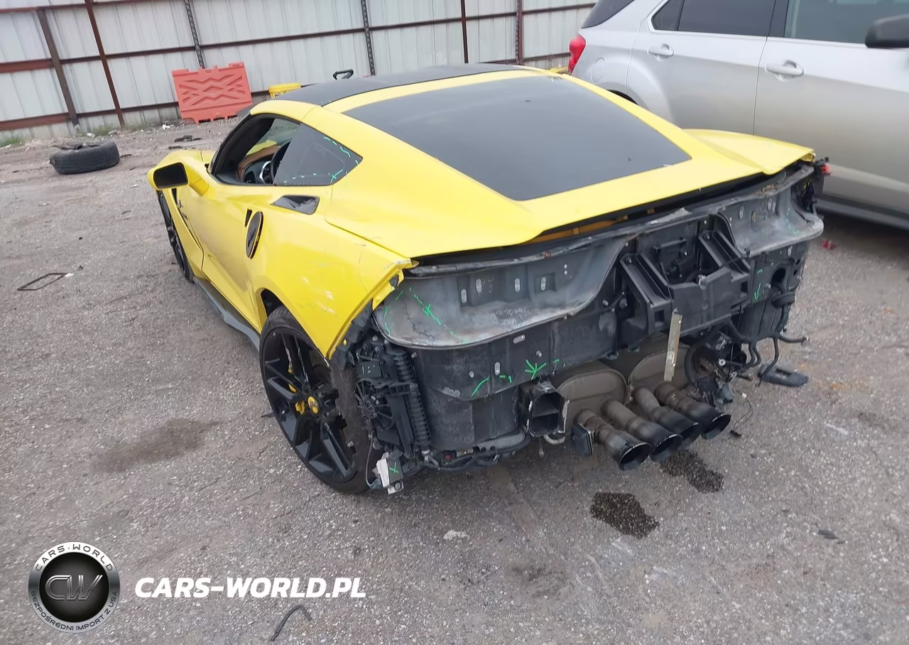2016 Chevrolet Corvette Stingray Z51 VIN:1G1YM2D76G5103665 - 3
