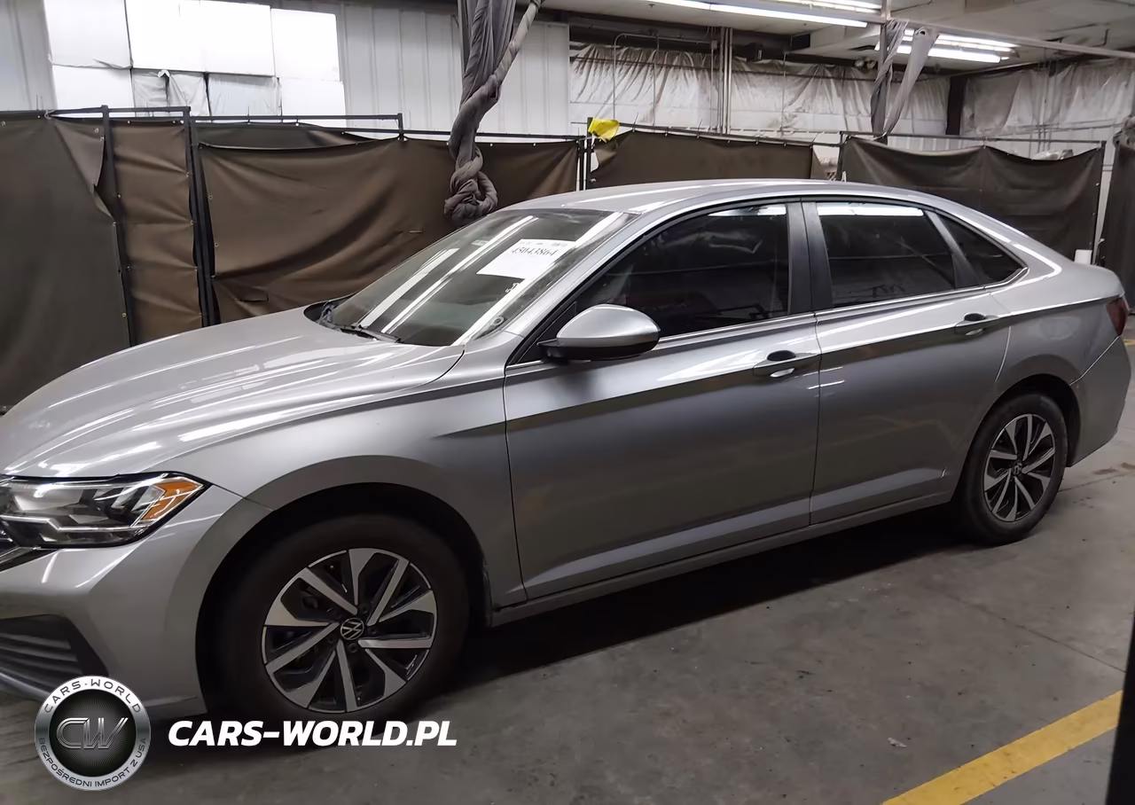 2024 Volkswagen Jetta 1.5T S VIN:3VW5M7BU8RM027862 - 13