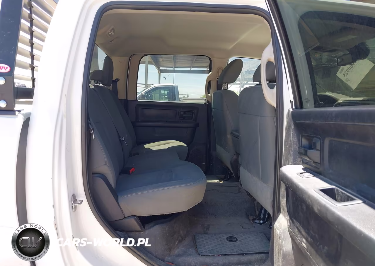 2016 Ram 3500 Tradesman VIN:3C63R3GT6GG318609 - 8