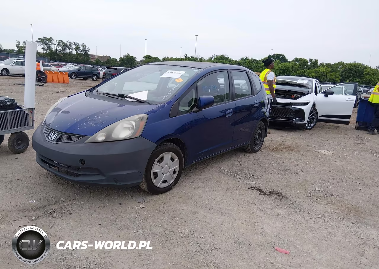 2013 Honda Fit VIN:JHMGE8H32DC018712 - 2