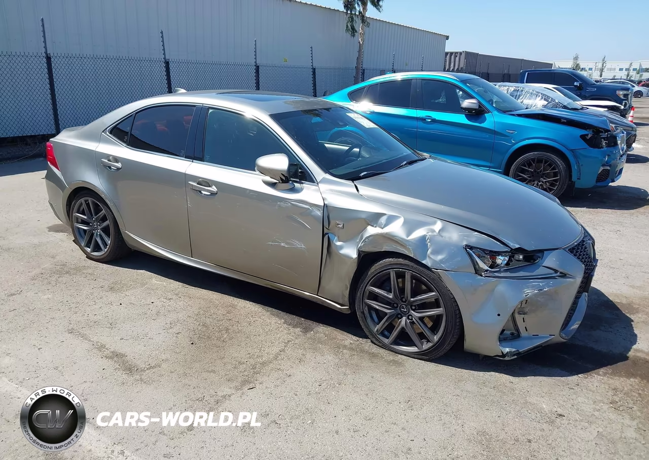 2018 Lexus Is 300 – zdjęcie 1 z 16