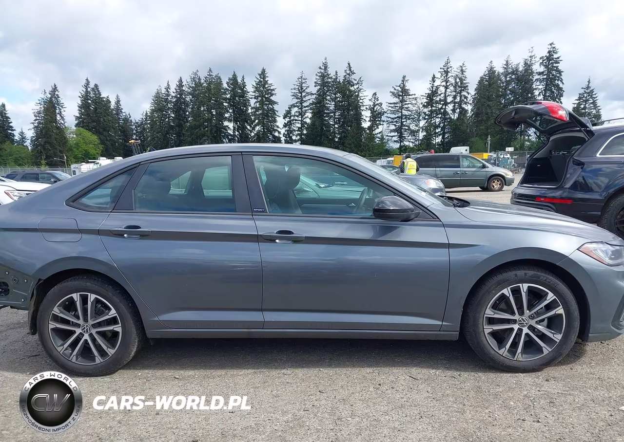 2025 Volkswagen Jetta 1.5T Sport VIN:3VWBX7BU2SM086843 - 14