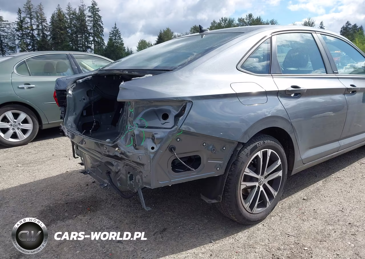 2025 Volkswagen Jetta 1.5T Sport VIN:3VWBX7BU2SM086843 - 18