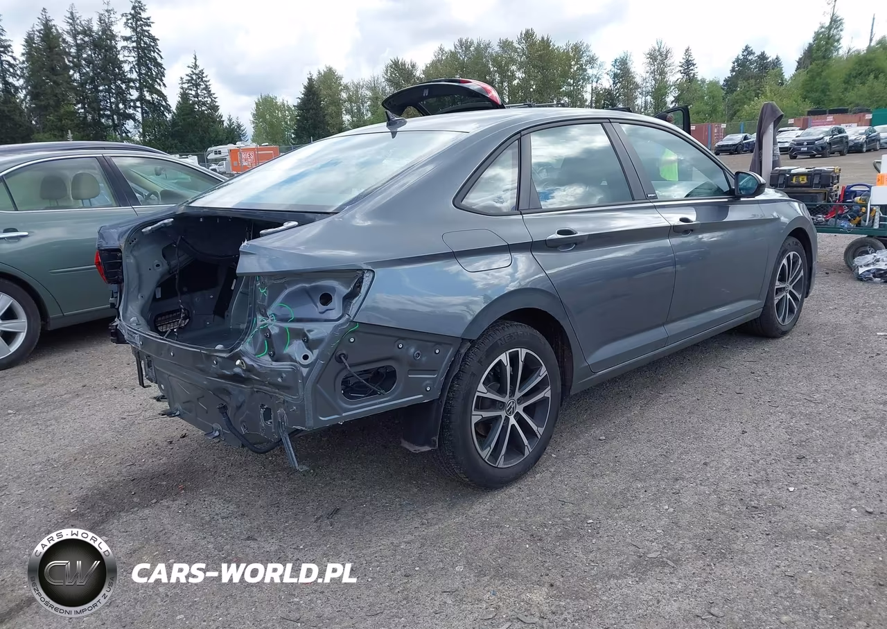2025 Volkswagen Jetta 1.5T Sport VIN:3VWBX7BU2SM086843 - 4
