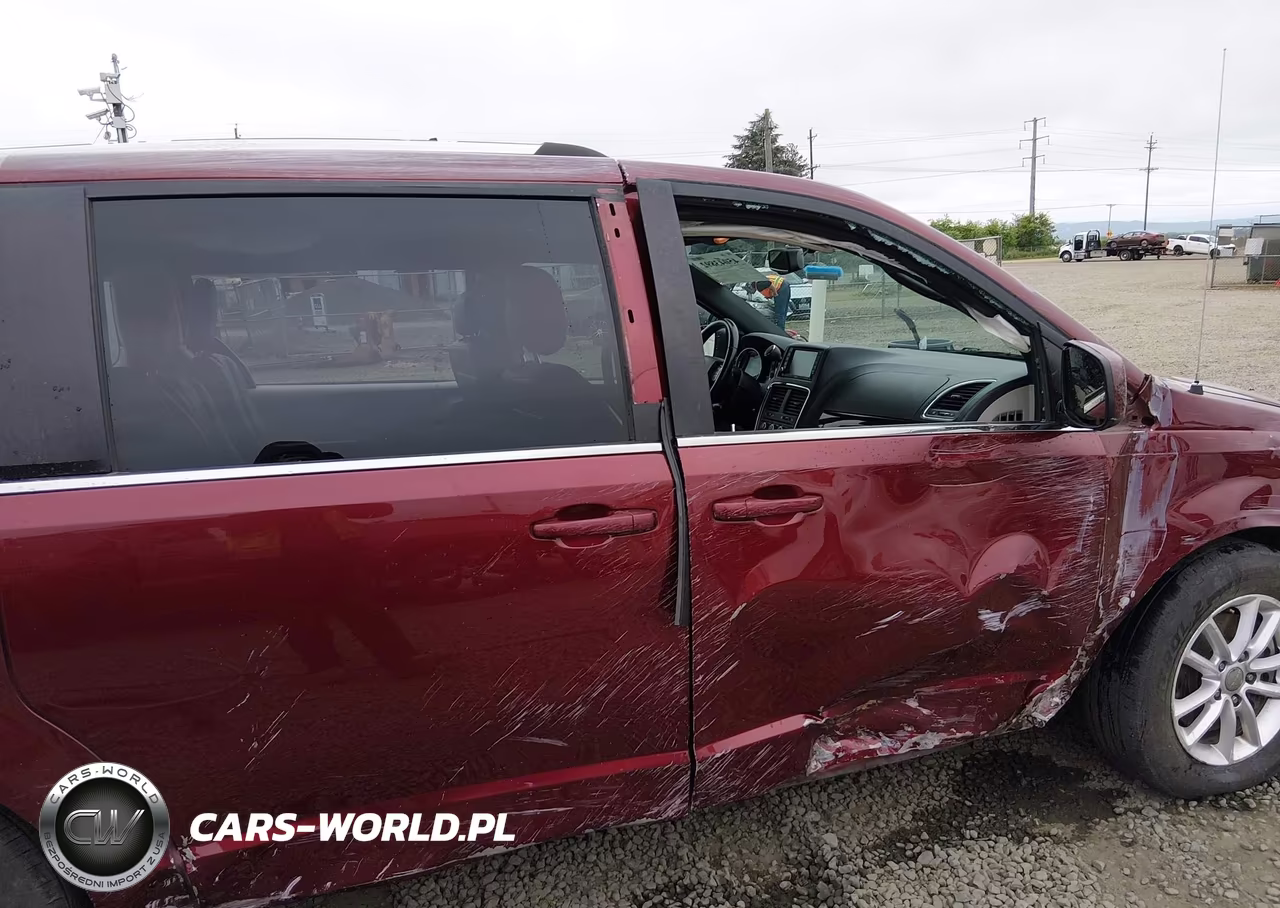 2018 Dodge Grand Caravan Sxt VIN:2C4RDGCG0JR275422 - 15