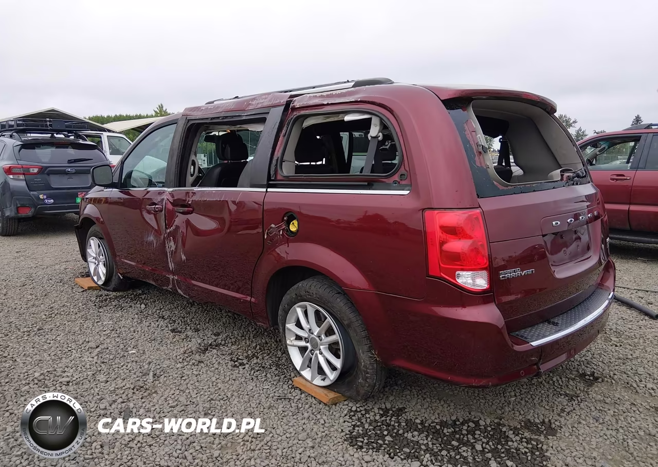2018 Dodge Grand Caravan Sxt VIN:2C4RDGCG0JR275422 - 3