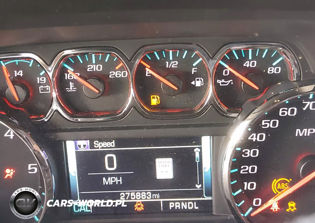 2017 Chevrolet Suburban Lt VIN:1GNSKHKC3HR152426 - 14