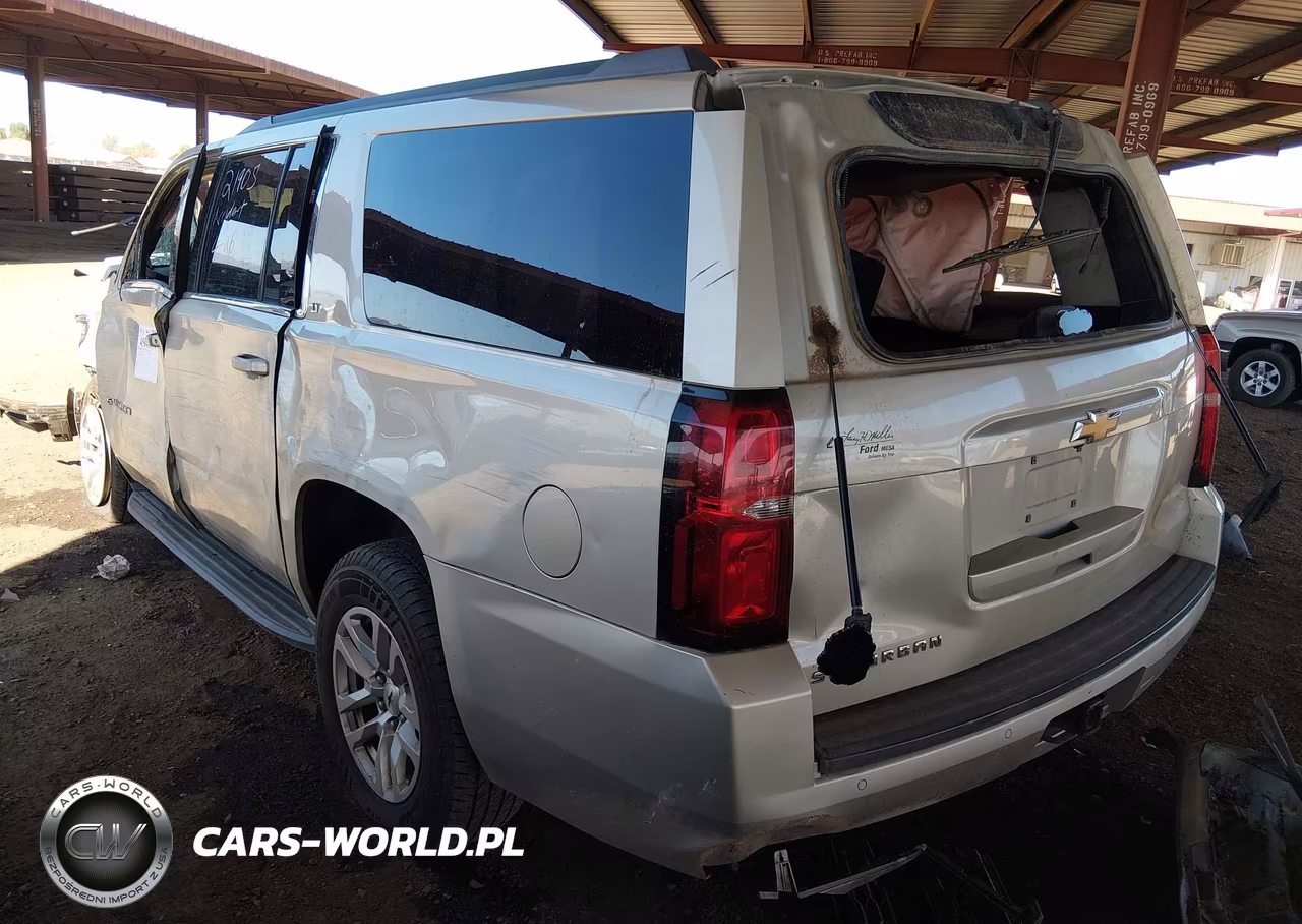 2017 Chevrolet Suburban Lt VIN:1GNSKHKC3HR152426 - 3
