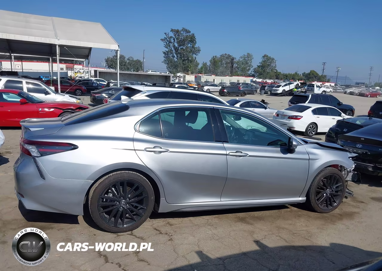 2023 Toyota Camry Xse Hybrid VIN:4T1K31AKXPU616678 - 12