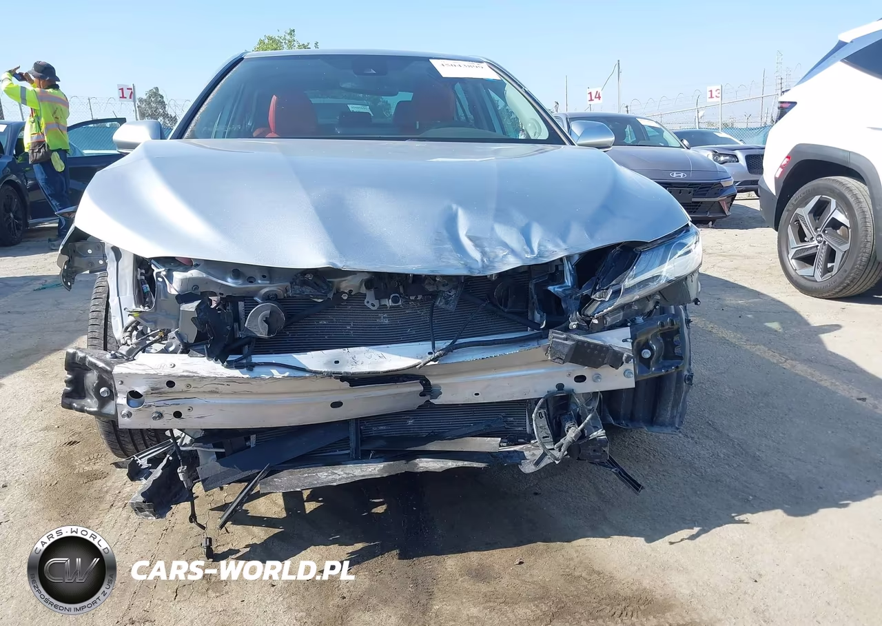 2023 Toyota Camry Xse Hybrid VIN:4T1K31AKXPU616678 - 6
