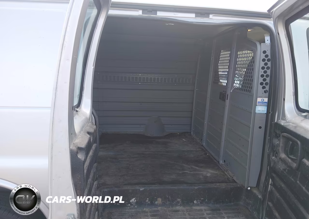 2011 GMC Savana 2500 Work Van VIN:1GTW7FCA5B1185172 - 8