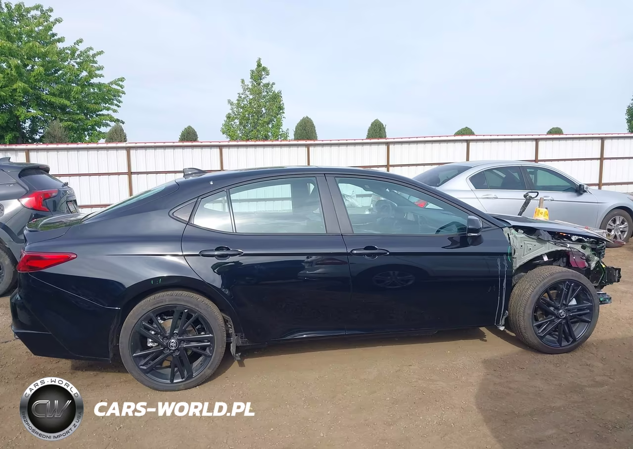 2026 Toyota Camry Nightshade VIN:4T1DBADKXTU550487 - 14