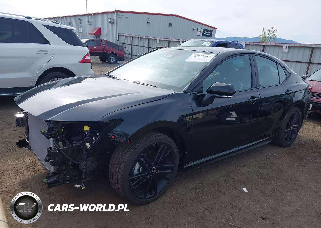 2026 Toyota Camry Nightshade VIN:4T1DBADKXTU550487 - 2