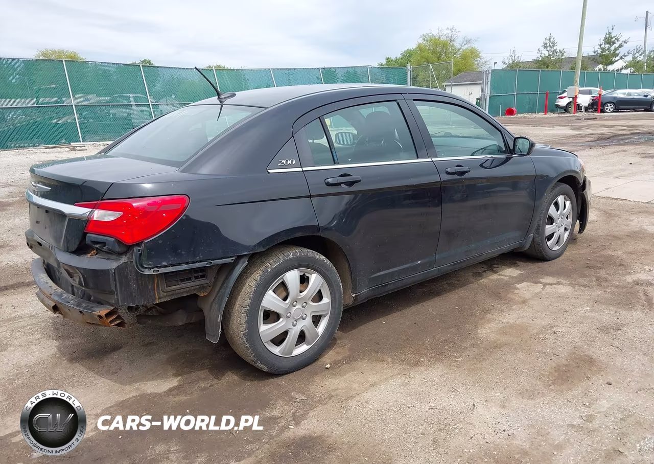 2014 Chrysler 200 Lx VIN:1C3CCBAB4EN191338 - 4