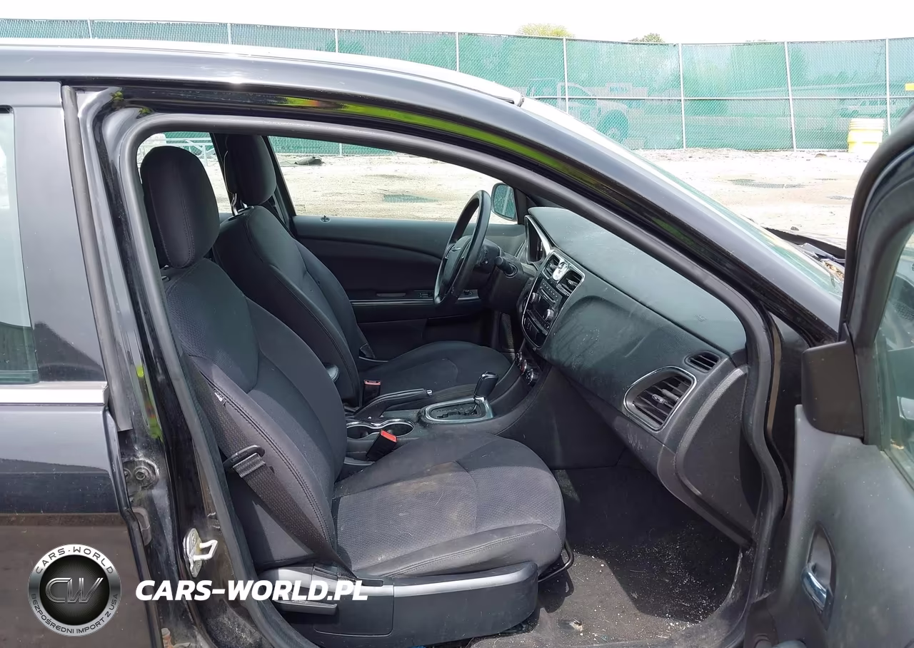 2014 Chrysler 200 Lx VIN:1C3CCBAB4EN191338 - 5