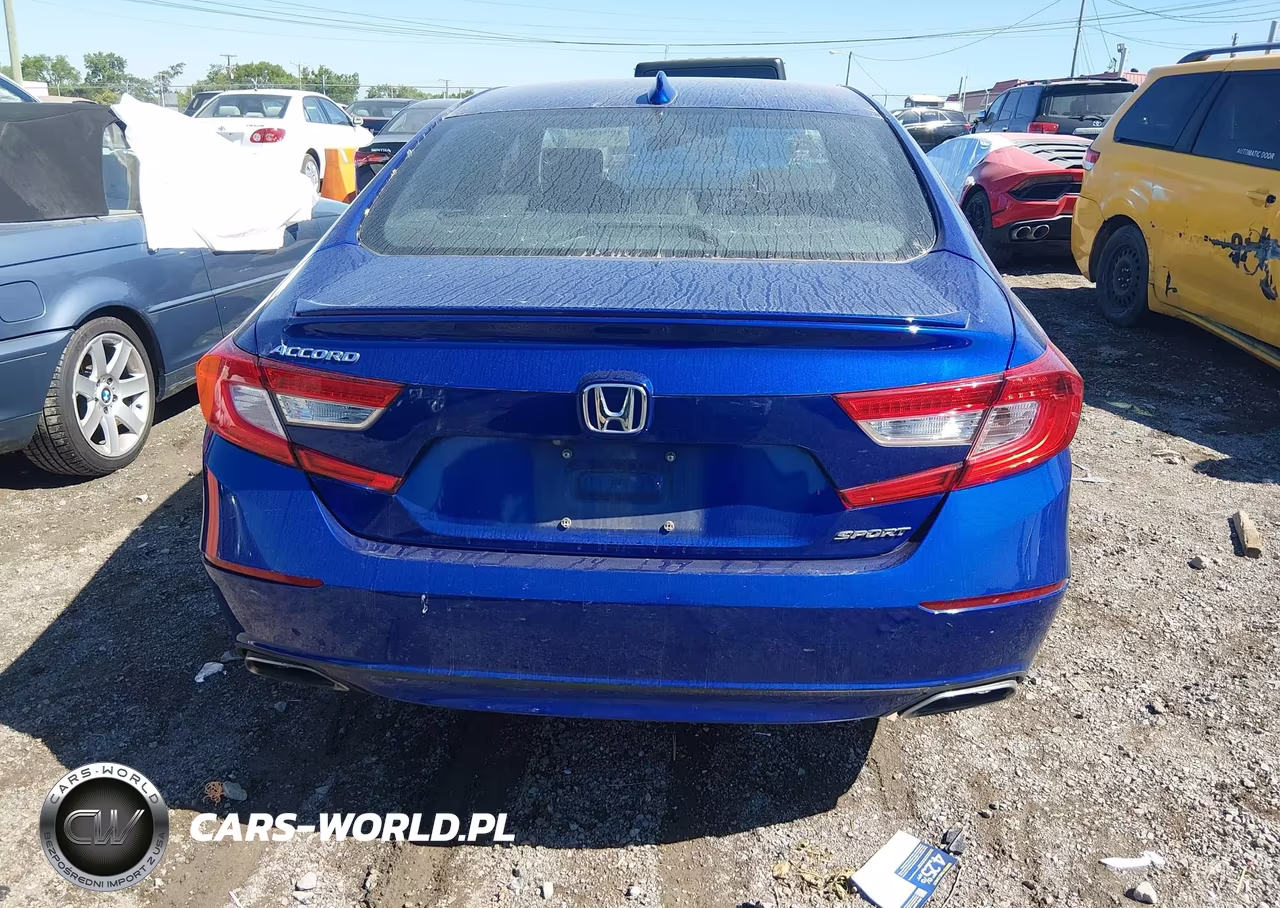 2018 Honda Accord Sport VIN:1HGCV1F34JA152186 - 15