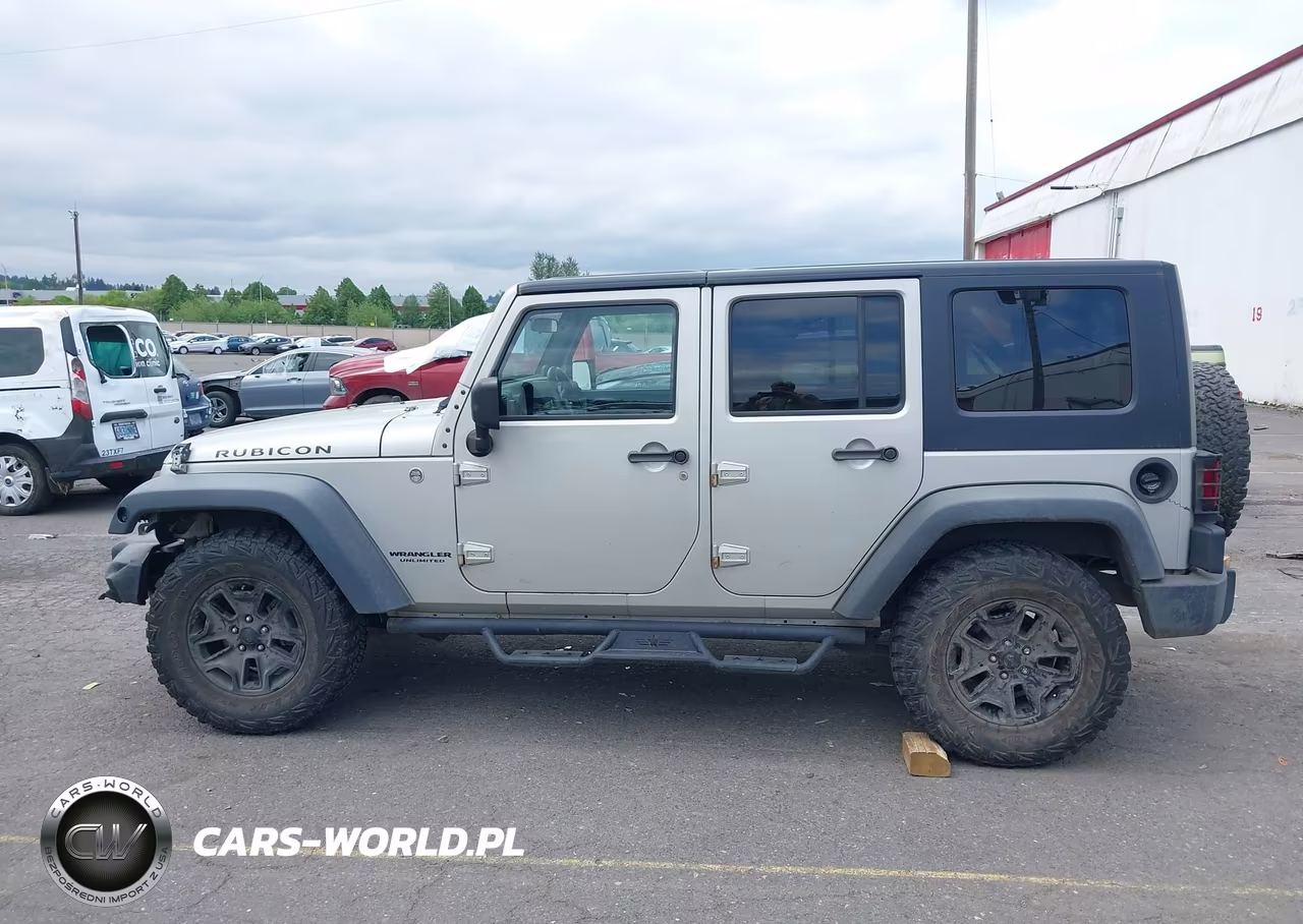 2007 Jeep Wrangler Unlimited Rubicon VIN:1J4GA69127L154304 - 14