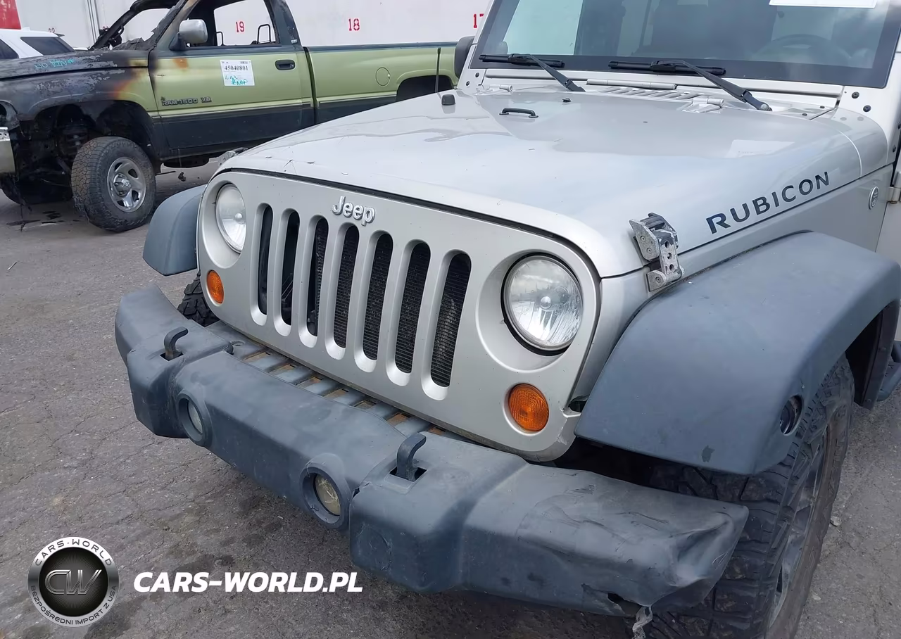 2007 Jeep Wrangler Unlimited Rubicon VIN:1J4GA69127L154304 - 6