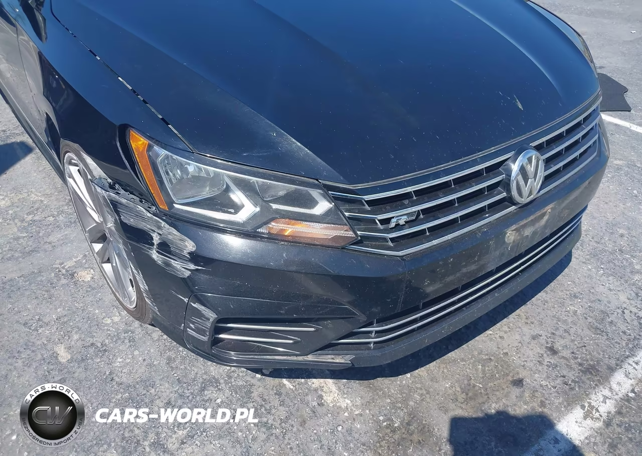 2016 Volkswagen Passat 1.8T R-Line VIN:1VWAT7A3XGC052416 - 13