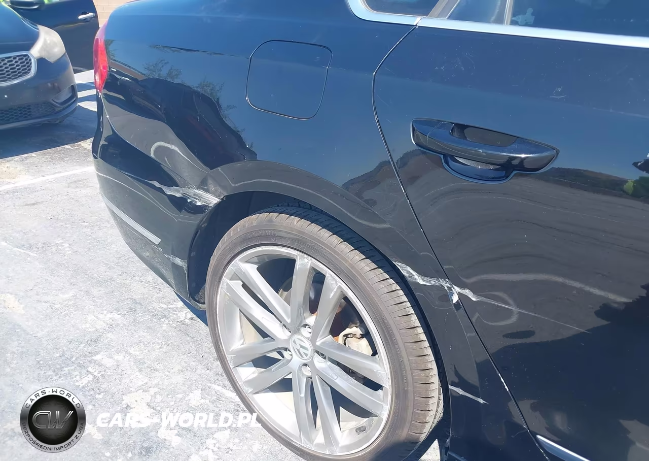 2016 Volkswagen Passat 1.8T R-Line VIN:1VWAT7A3XGC052416 - 15