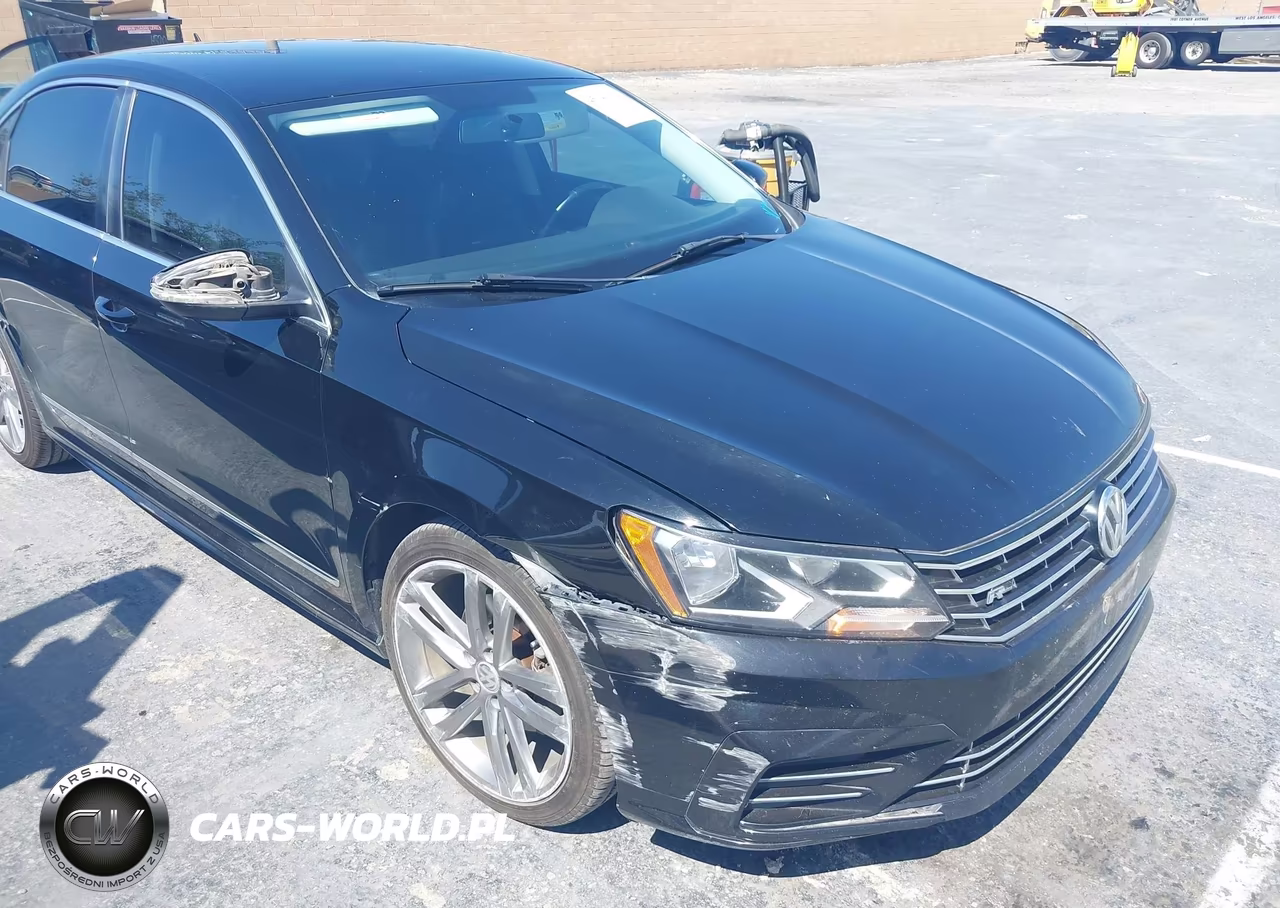 2016 Volkswagen Passat 1.8T R-Line VIN:1VWAT7A3XGC052416 - 6