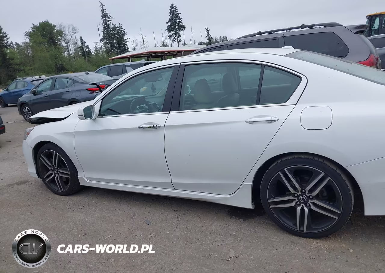 2016 Honda Accord Touring VIN:1HGCR3F91GA020869 - 15
