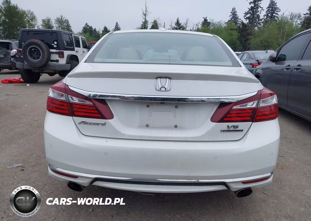 2016 Honda Accord Touring VIN:1HGCR3F91GA020869 - 17