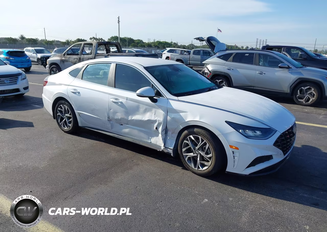 2022 Hyundai Sonata Sel