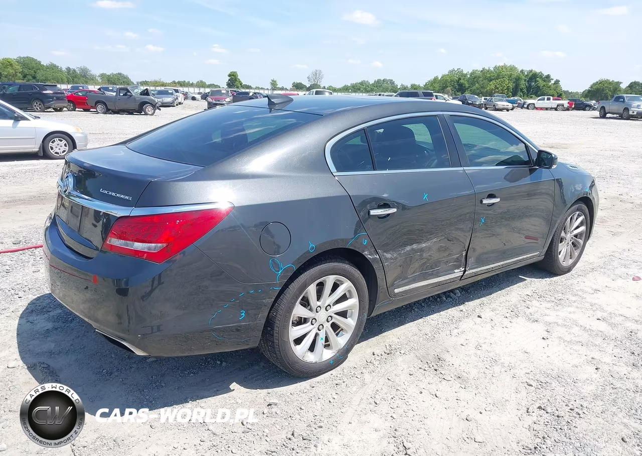2015 Buick Lacrosse Leather VIN:1G4GB5G39FF158294 - 4