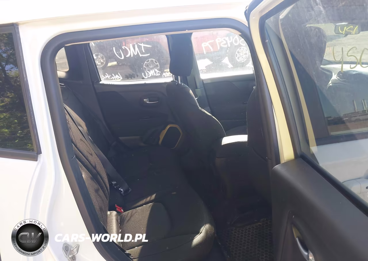 2016 Jeep Renegade Latitude VIN:ZACCJABT6GPE38274 - 8