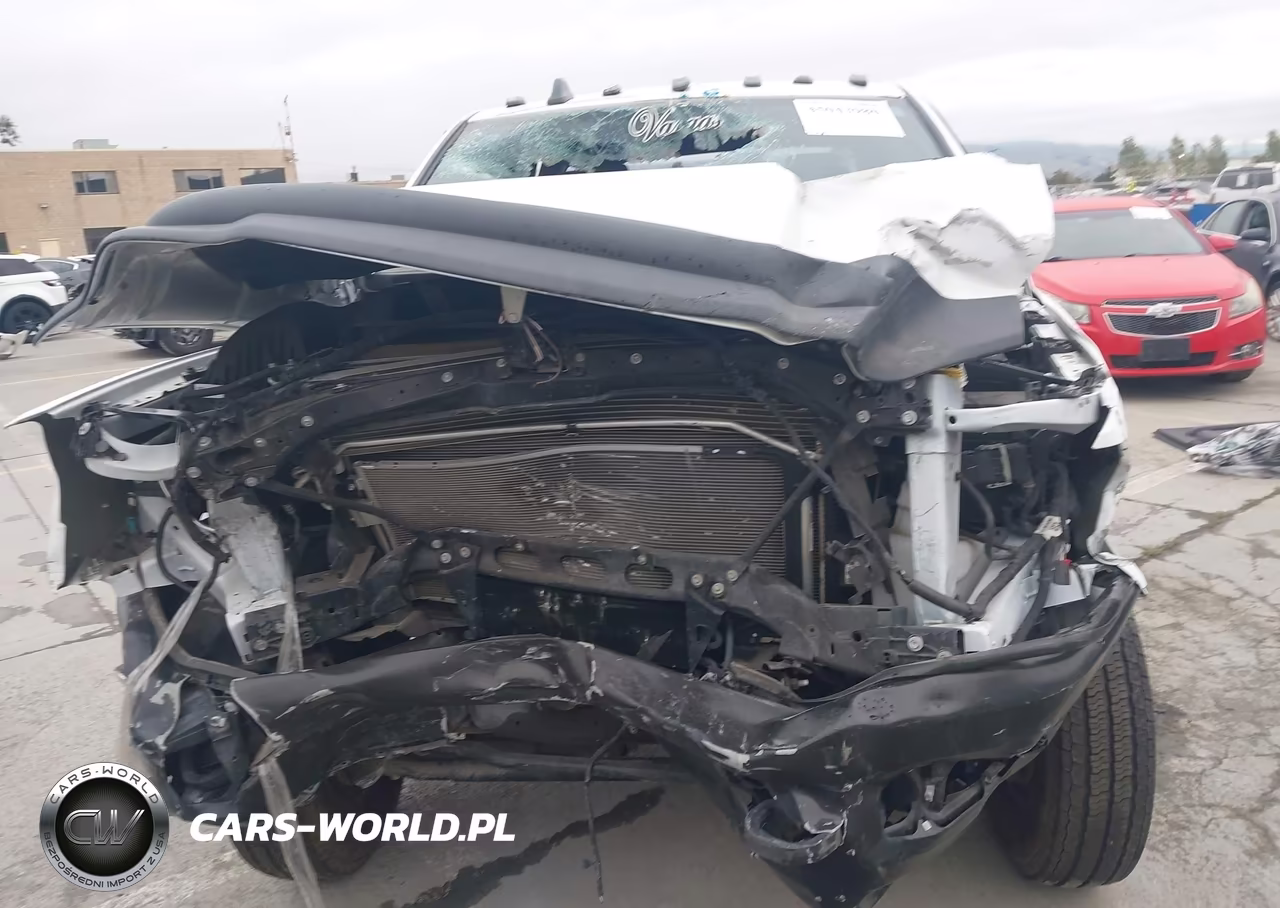 2024 Ram 3500 Chassis Tradesman-Slt-Laramie-Limited VIN:3C7WRTCJ7RG246609 - 11
