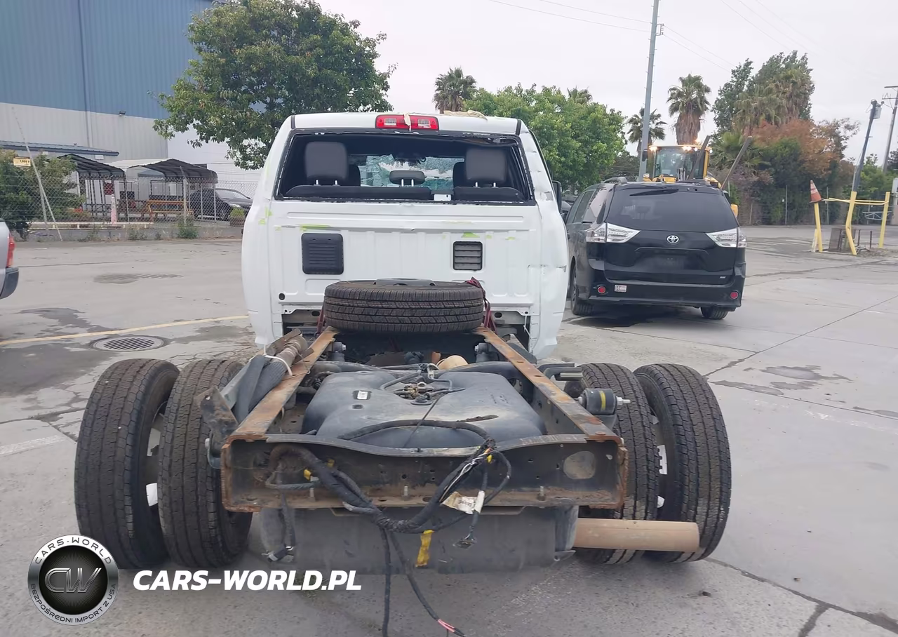 2024 Ram 3500 Chassis Tradesman-Slt-Laramie-Limited VIN:3C7WRTCJ7RG246609 - 16