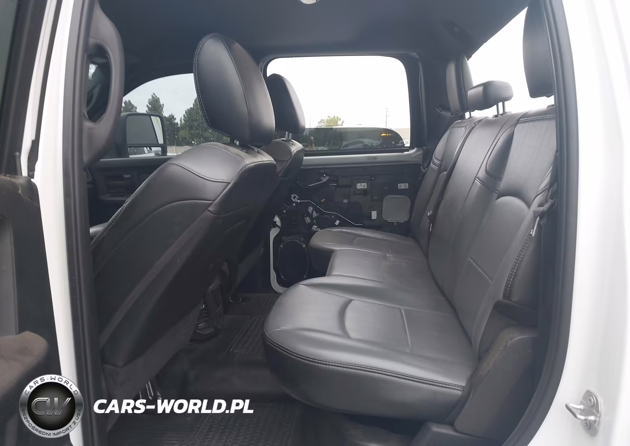 2024 Ram 3500 Chassis Tradesman-Slt-Laramie-Limited VIN:3C7WRTCJ7RG246609 - 6