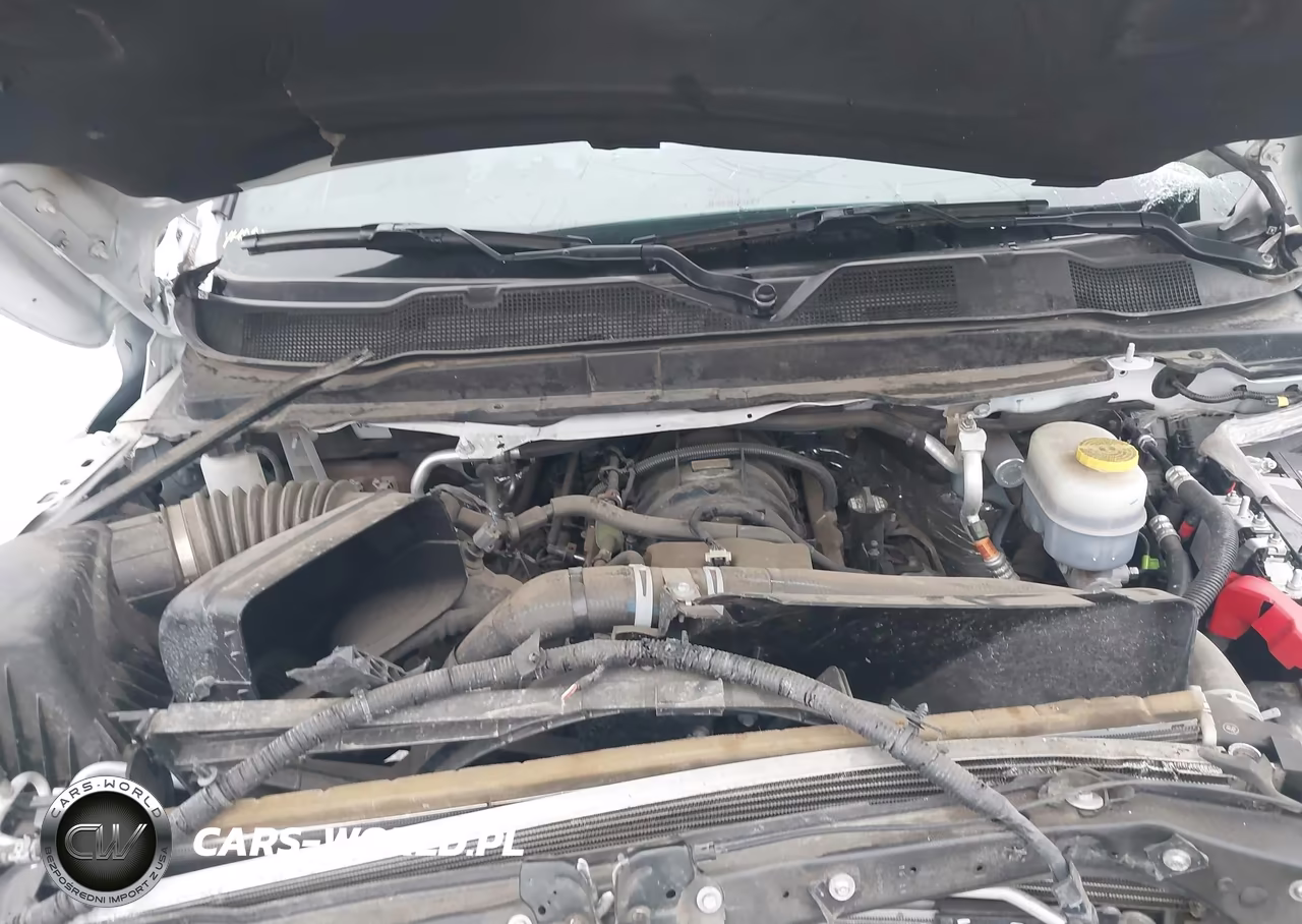 2024 Ram 3500 Chassis Tradesman-Slt-Laramie-Limited VIN:3C7WRTCJ7RG246609 - 9