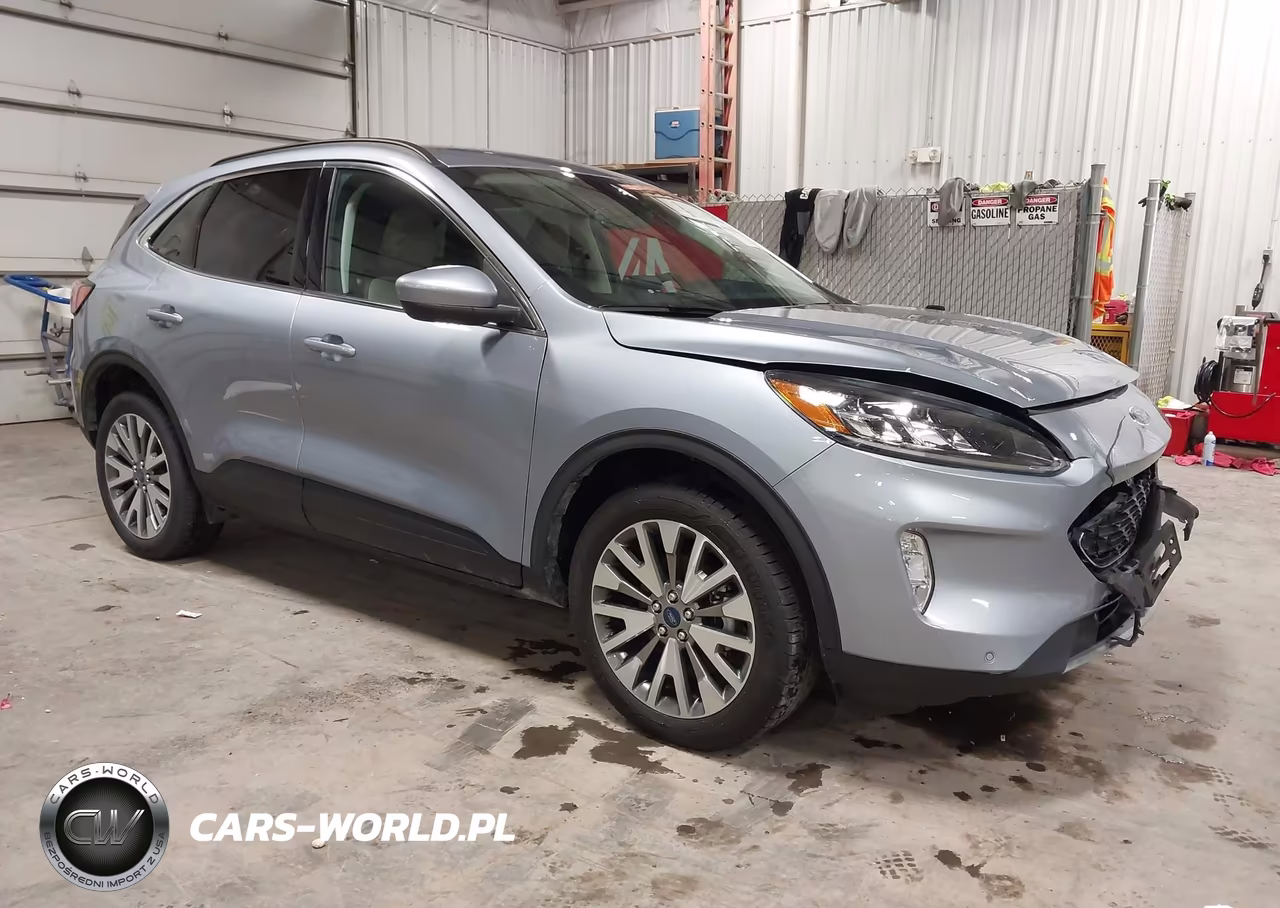2022 Ford Escape Titanium – zdjęcie 1 z 19