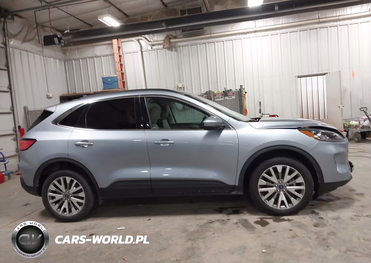 2022 Ford Escape Titanium VIN:1FMCU9J92NUA23469 - 13