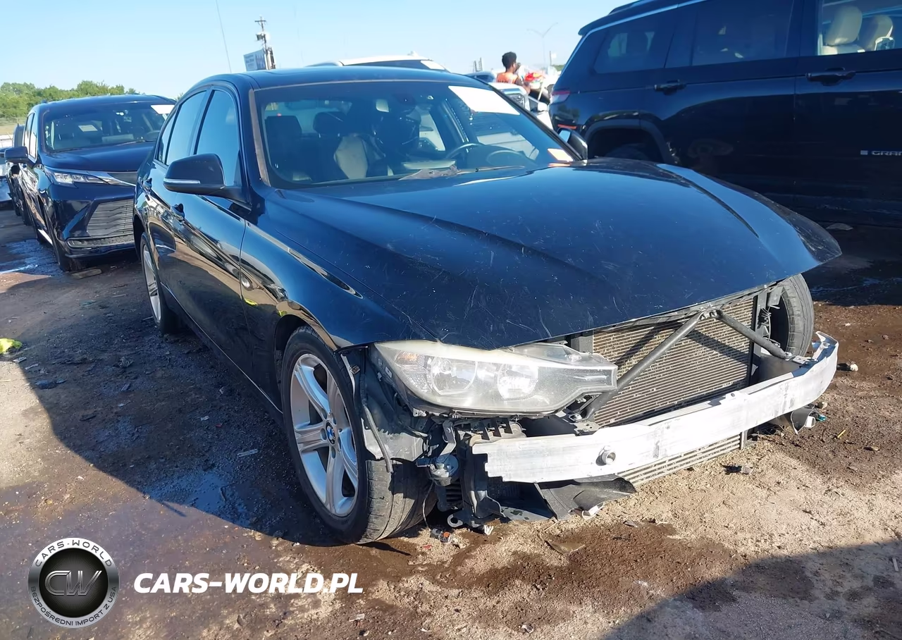 2013 BMW 328I xDrive – zdjęcie 1 z 19