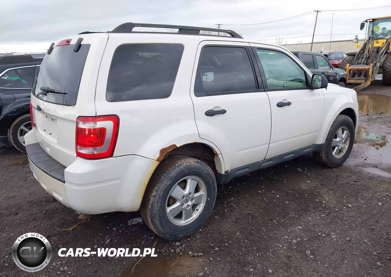 2012 Ford Escape Xlt VIN:1FMCU9D7XCKC48659 - 4