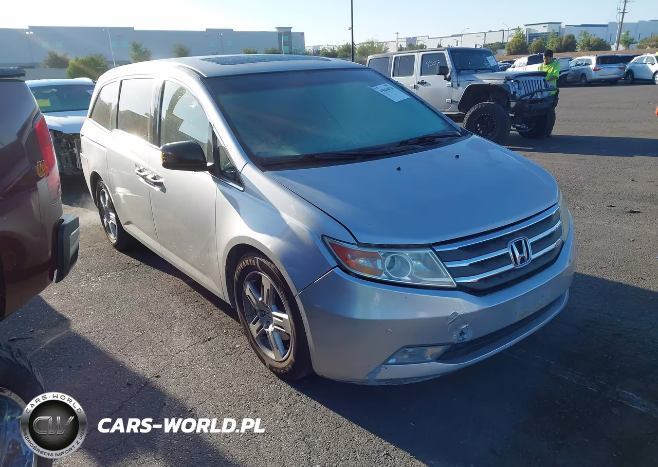 2011 Honda Odyssey Touring-Touring Elite