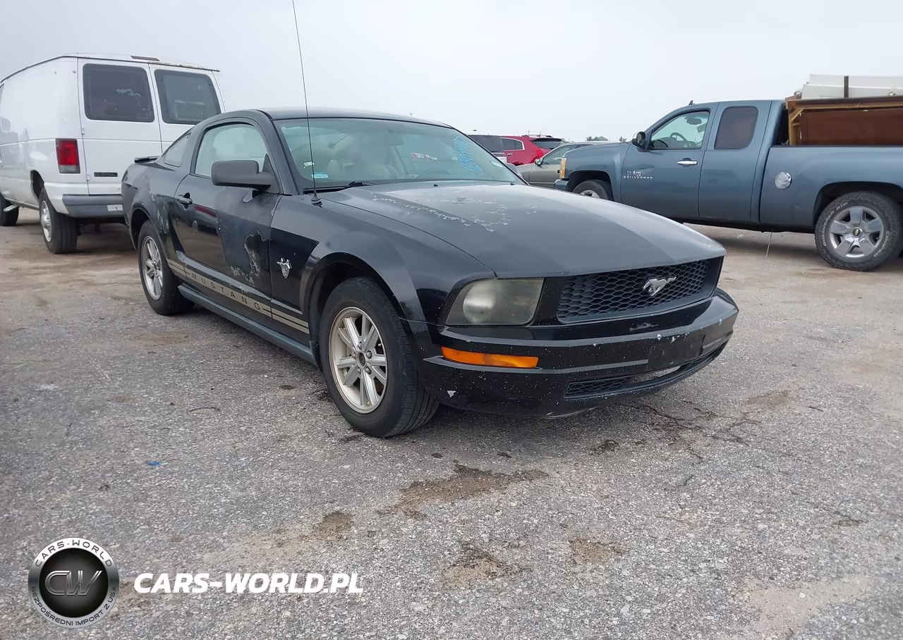 2009 Ford Mustang V6-V6 Premium