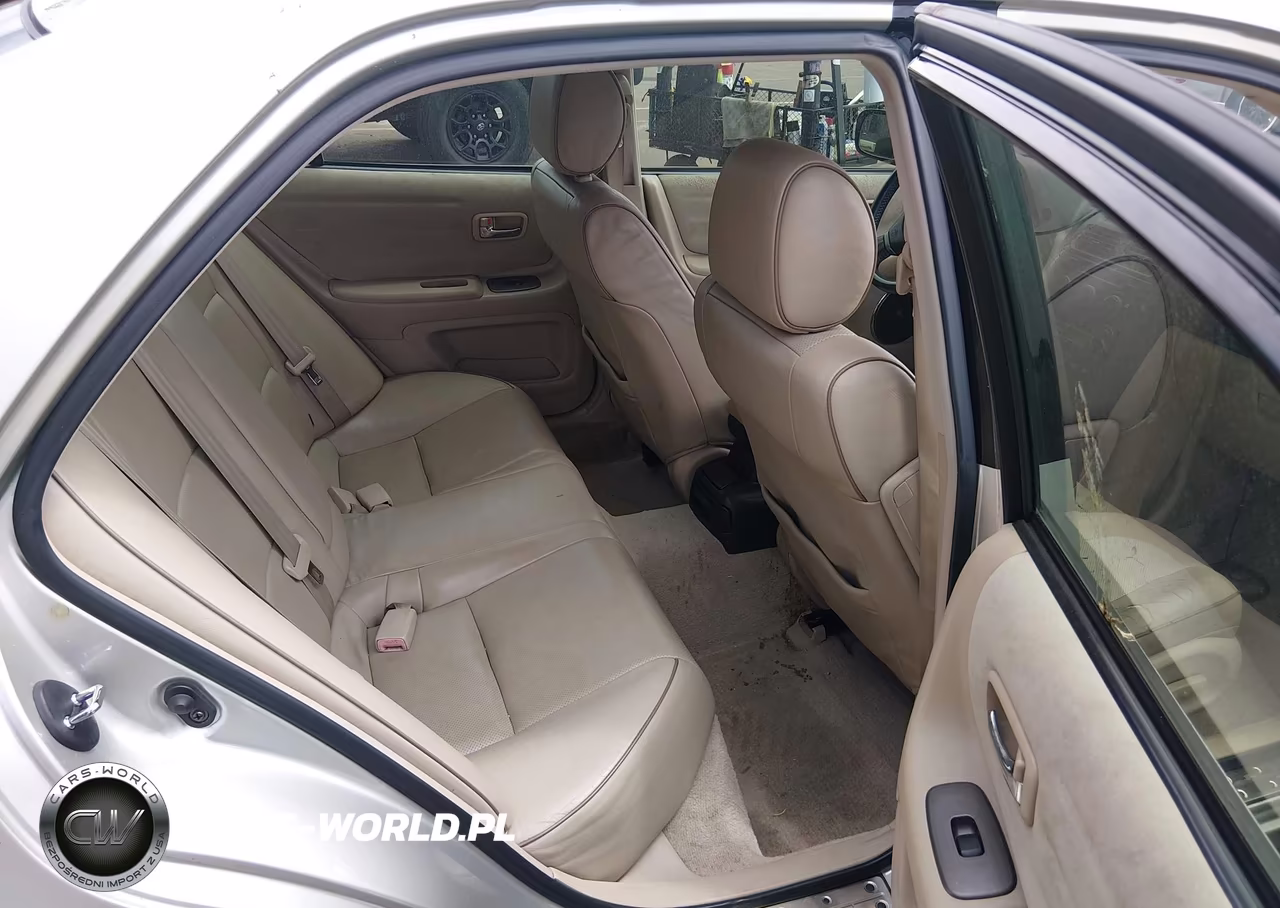 2002 Lexus Is 300 Base W-5-Speed Manual VIN:JTHBD192820038066 - 8