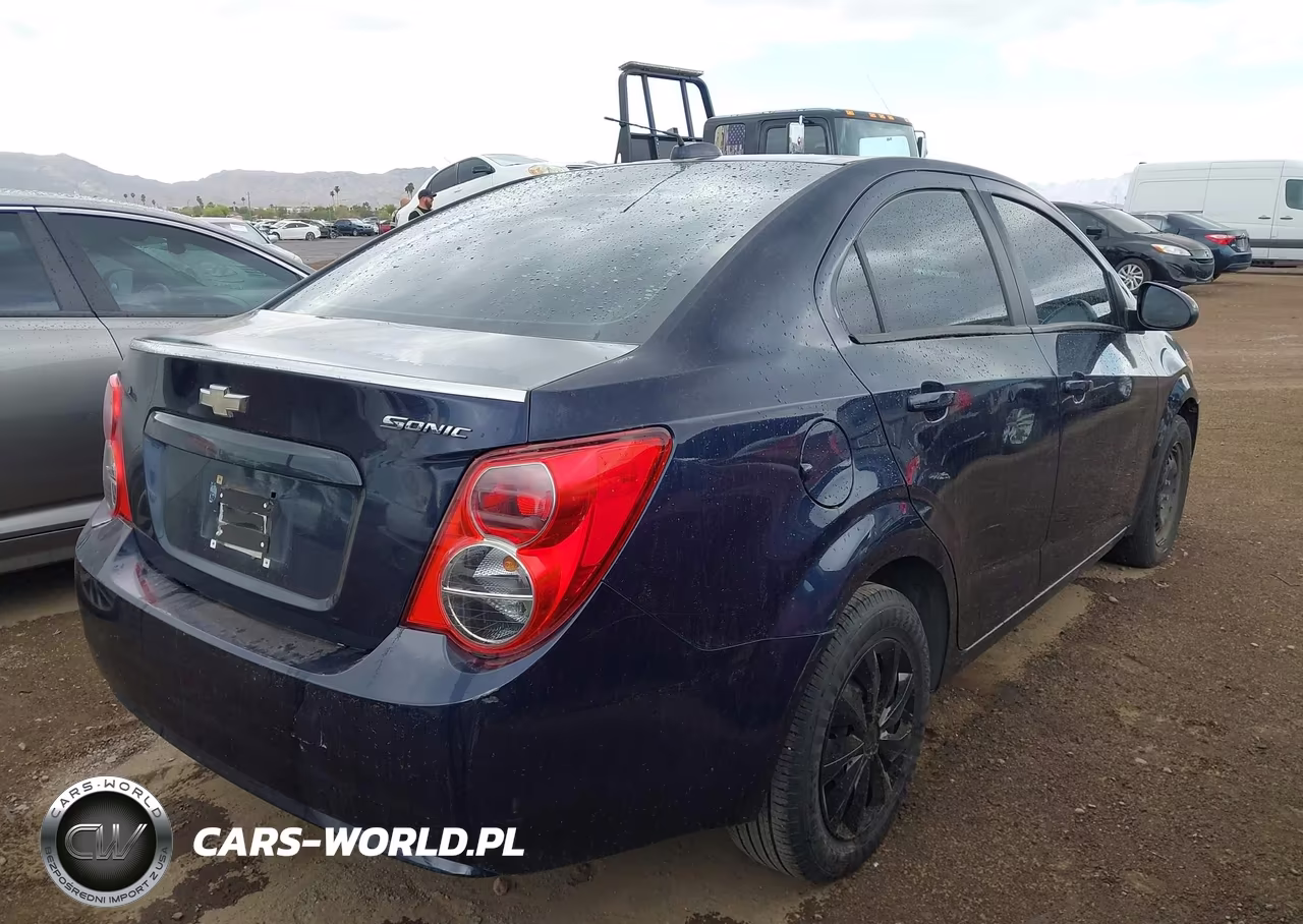 2015 Chevrolet Sonic Ls Auto VIN:1G1JA5SH4F4118242 - 4